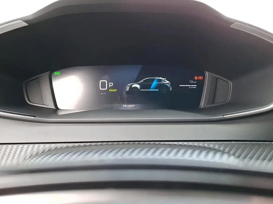 Peugeot 208 - Thumbnail 6