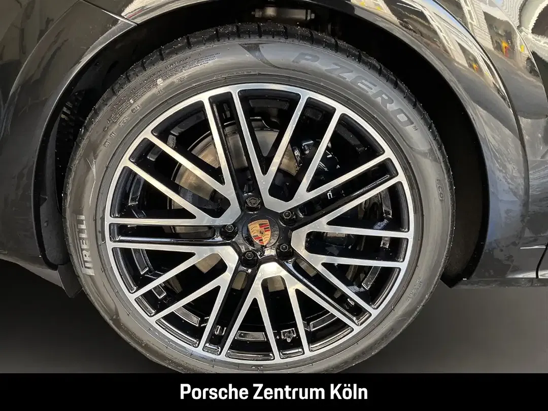 Porsche Cayenne - Thumbnail 12