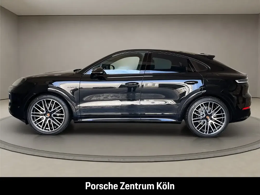 Porsche Cayenne - Thumbnail 2