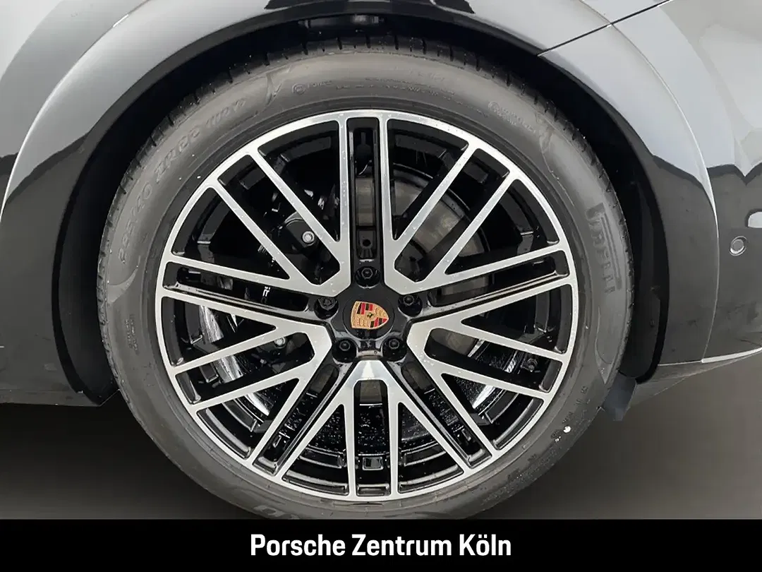 Porsche Cayenne - Thumbnail 9