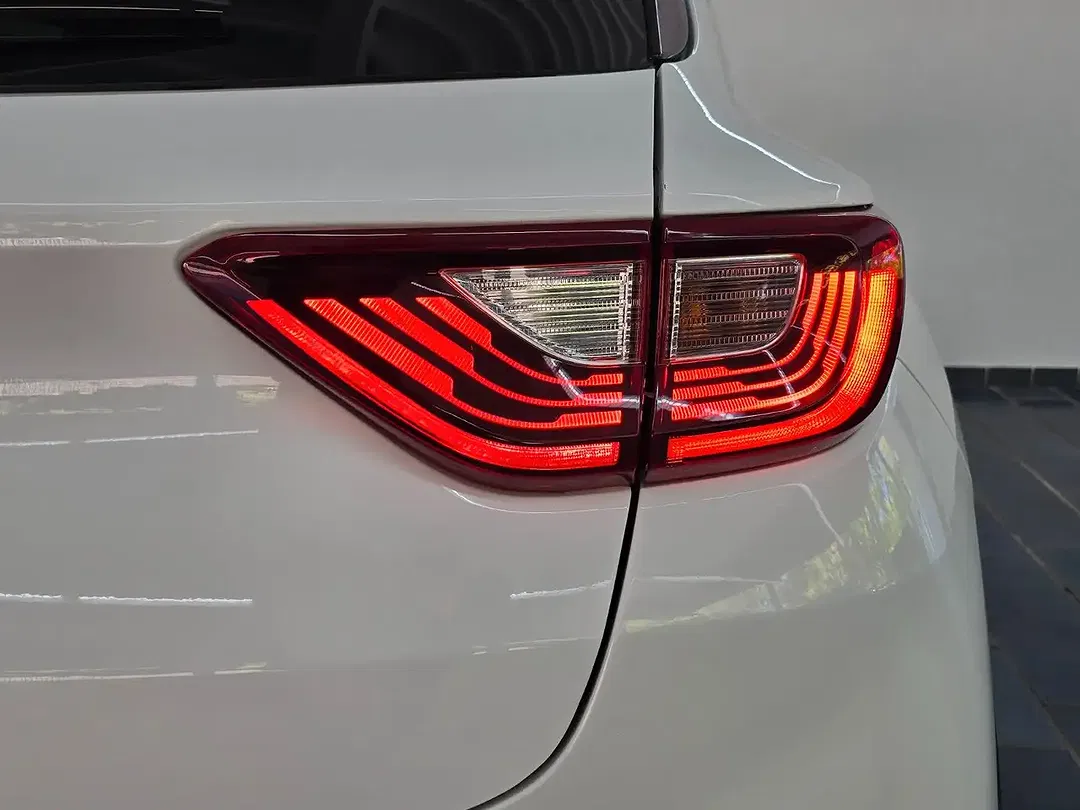 Kia Stonic - Thumbnail 9