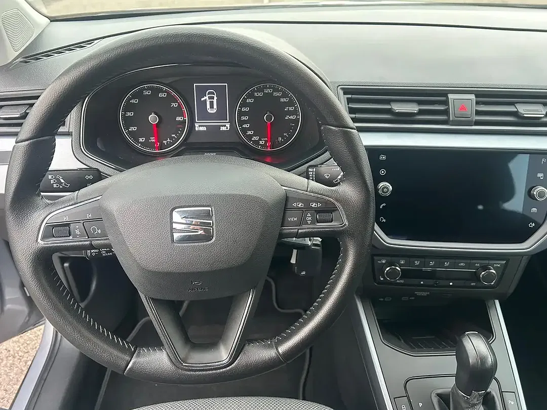 SEAT Arona - Thumbnail 5