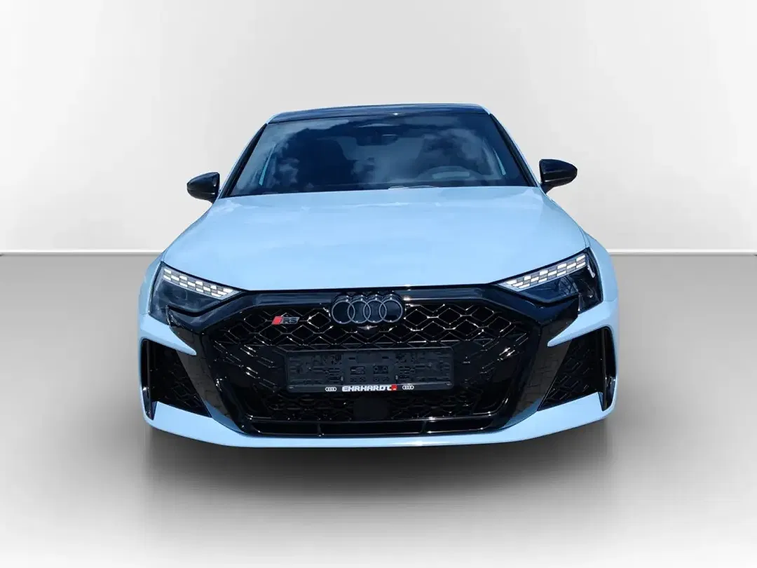 Audi RS3 - Thumbnail 2