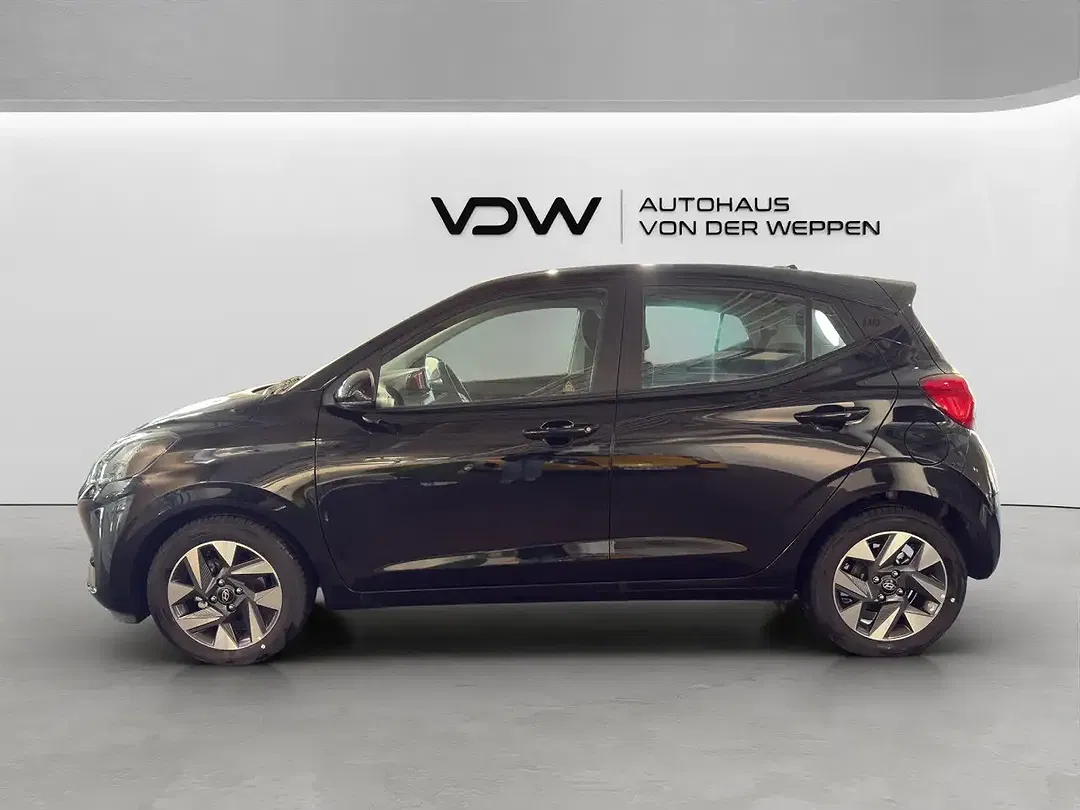 Hyundai i10 - Thumbnail 3