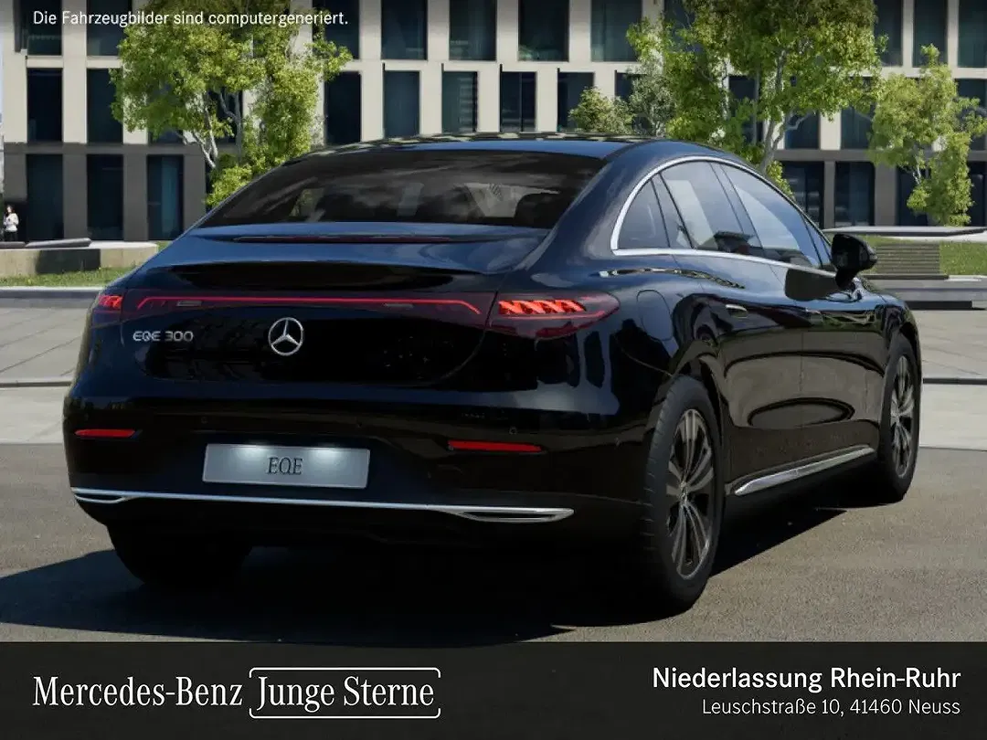 Mercedes-Benz EQE 300 - Thumbnail 4