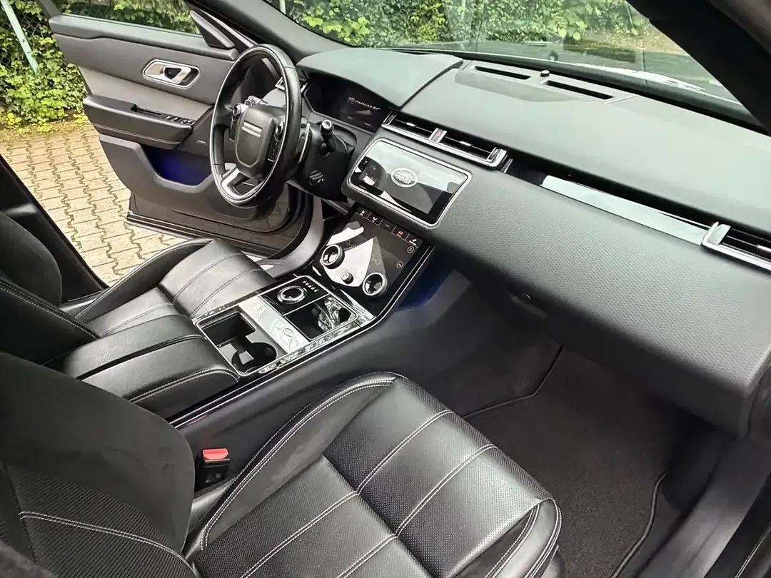 Land Rover Range Rover Velar - Thumbnail 11
