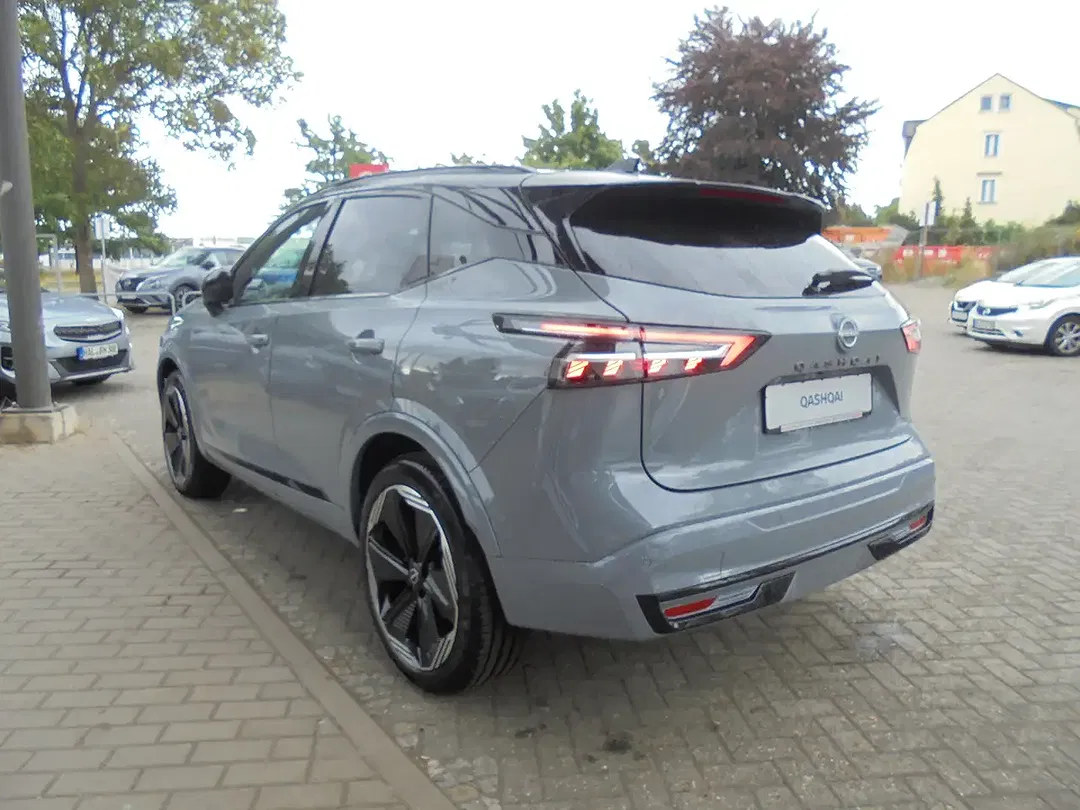 Nissan Qashqai - Thumbnail 6
