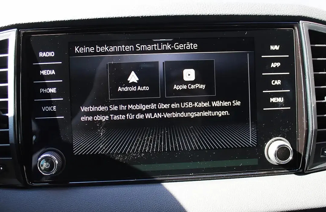 Skoda Karoq - Thumbnail 17