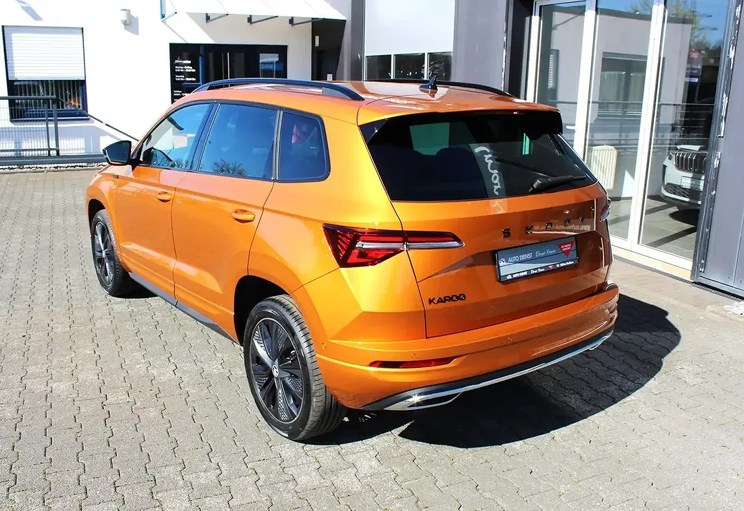 Skoda Karoq - Thumbnail 2