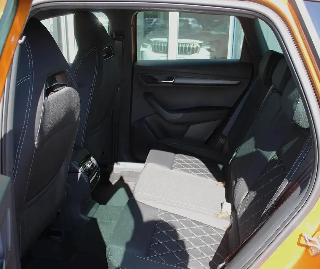Skoda Karoq - Thumbnail 5