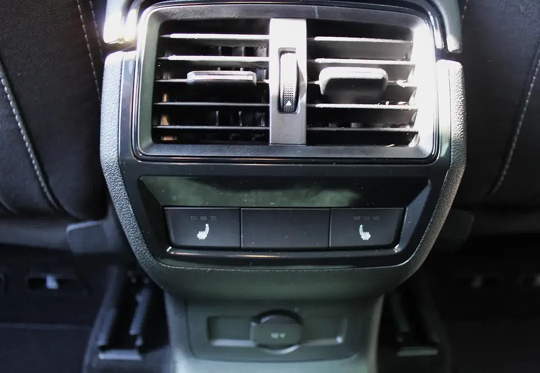 Skoda Karoq - Thumbnail 7