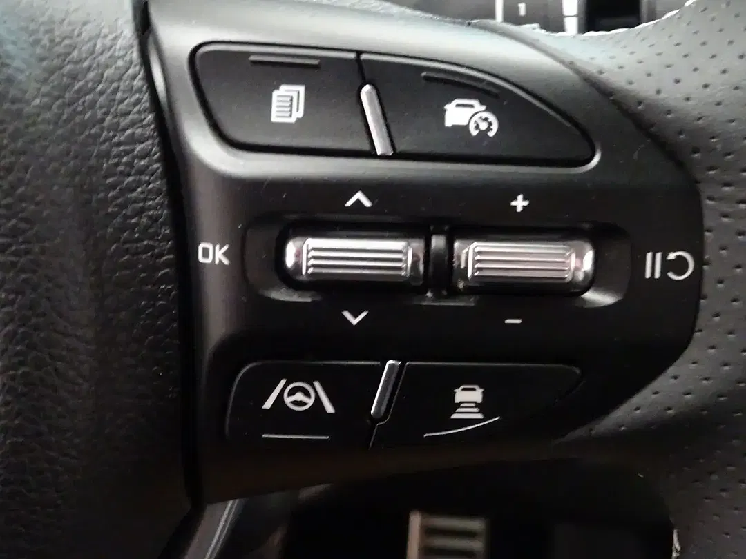 Kia Stonic - Thumbnail 14