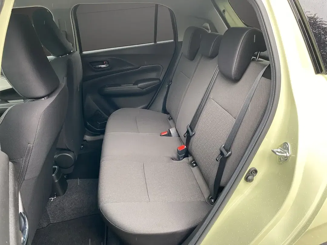 Suzuki Swift - Thumbnail 10