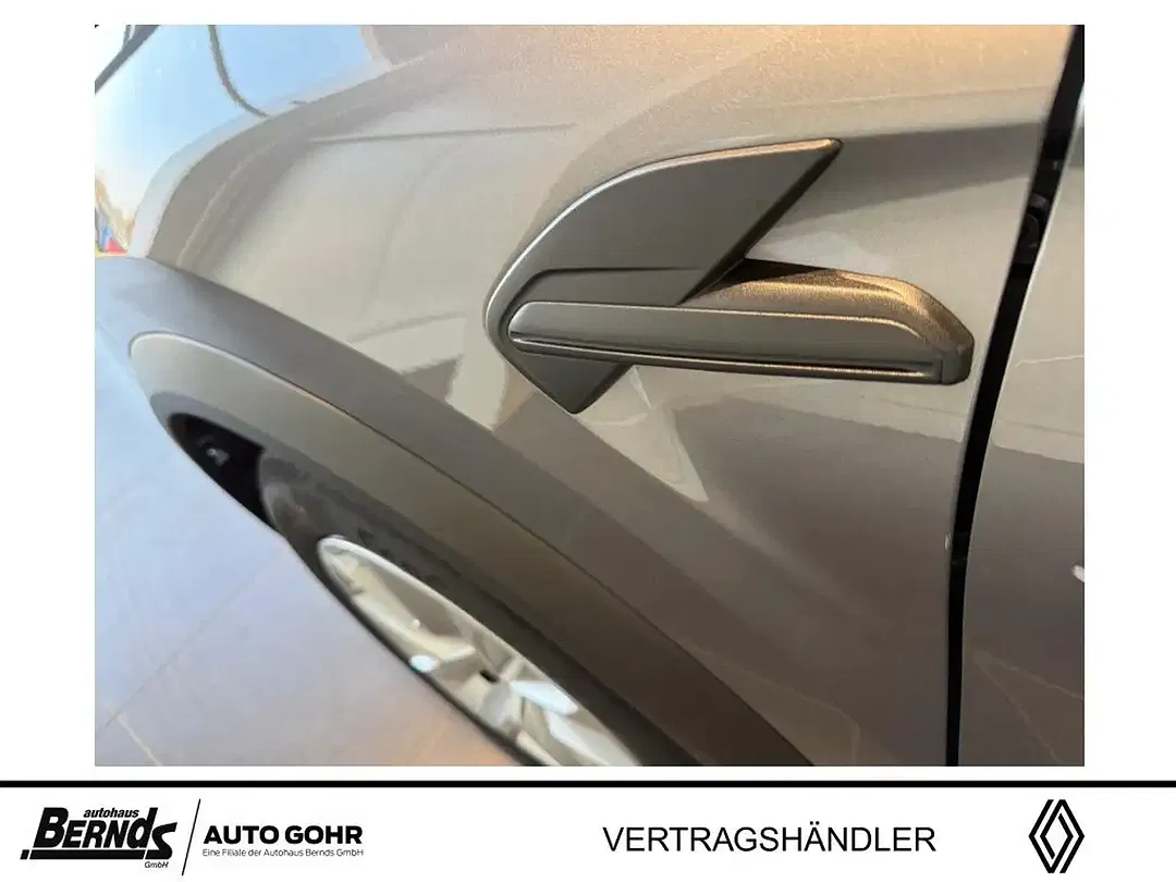Renault Captur - Thumbnail 10