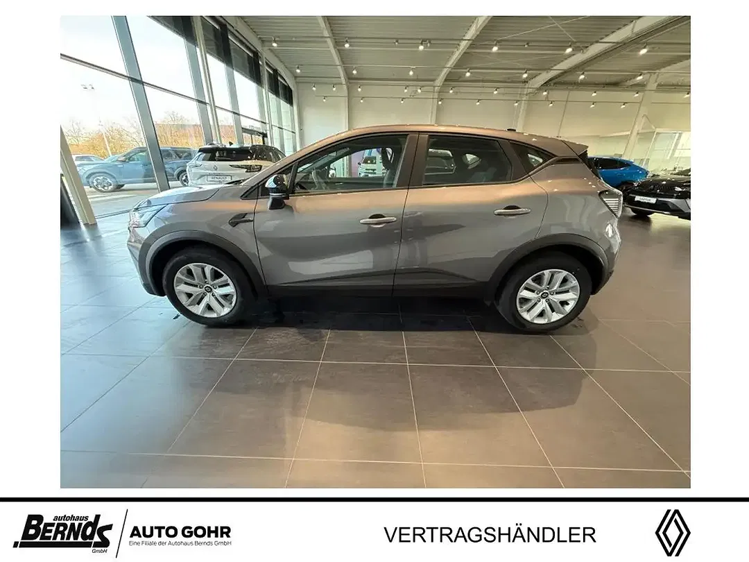 Renault Captur - Thumbnail 2