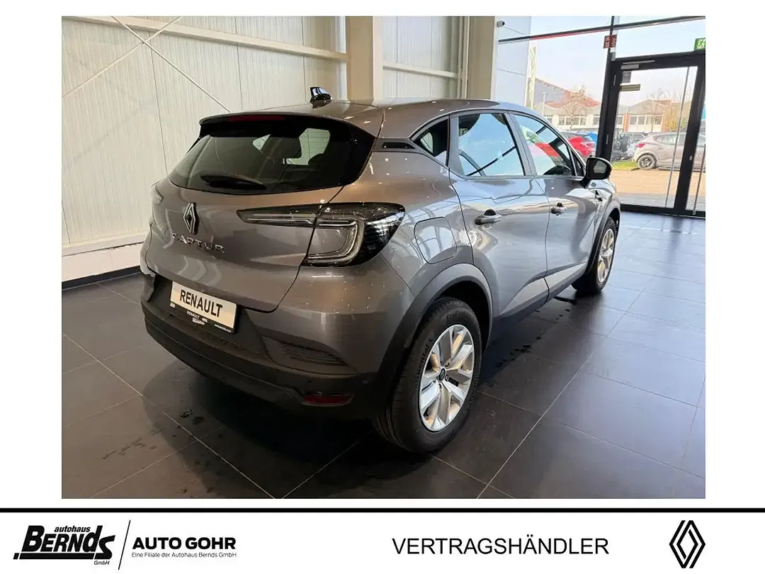 Renault Captur - Thumbnail 6