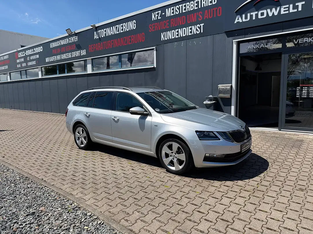 Skoda Octavia - Thumbnail 11