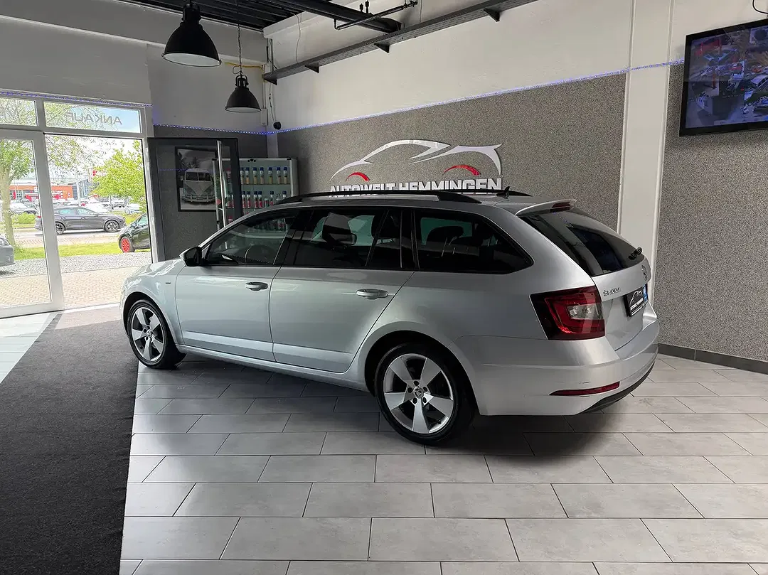 Skoda Octavia - Thumbnail 6