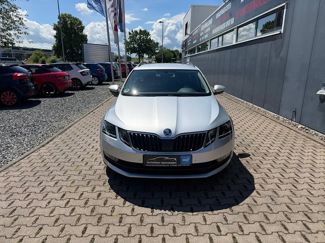 Skoda Octavia - Thumbnail 9