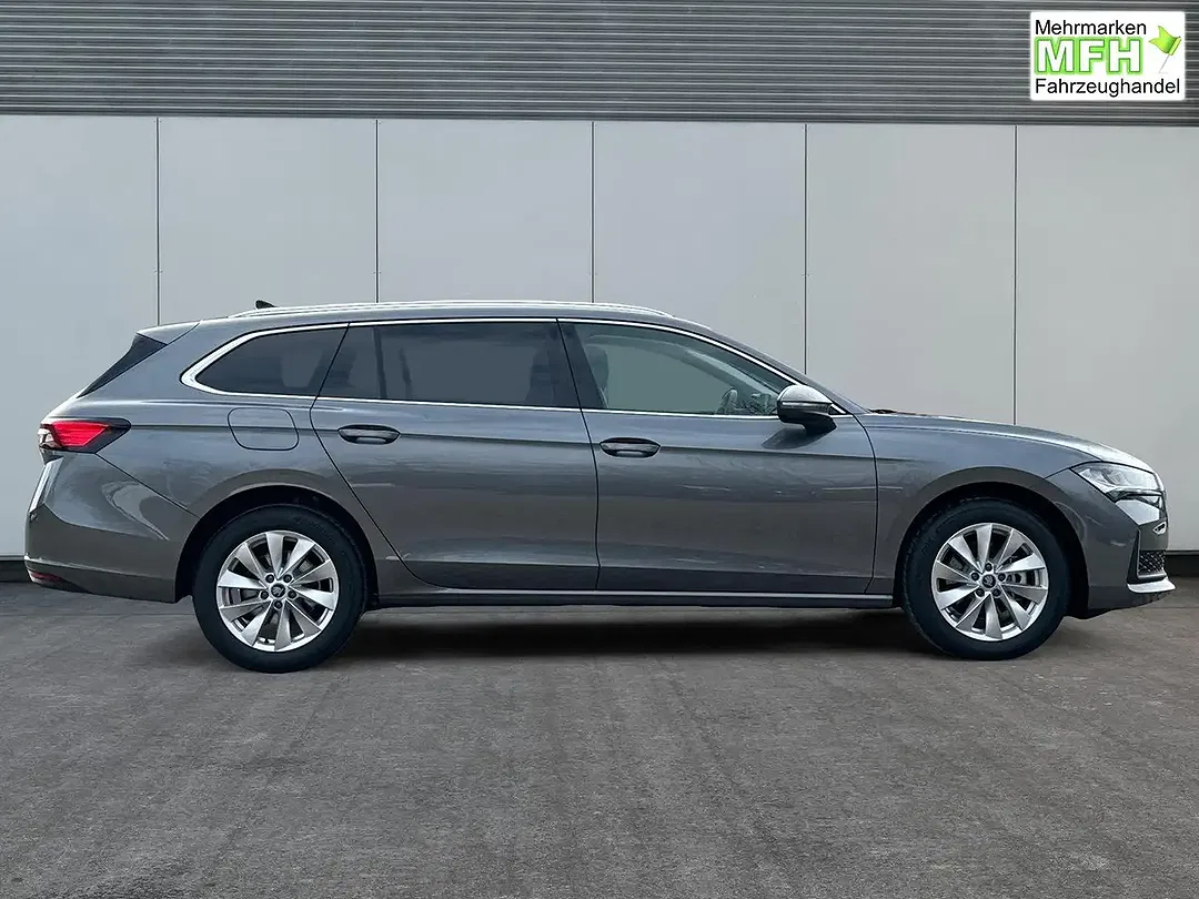 Skoda Superb - Thumbnail 5