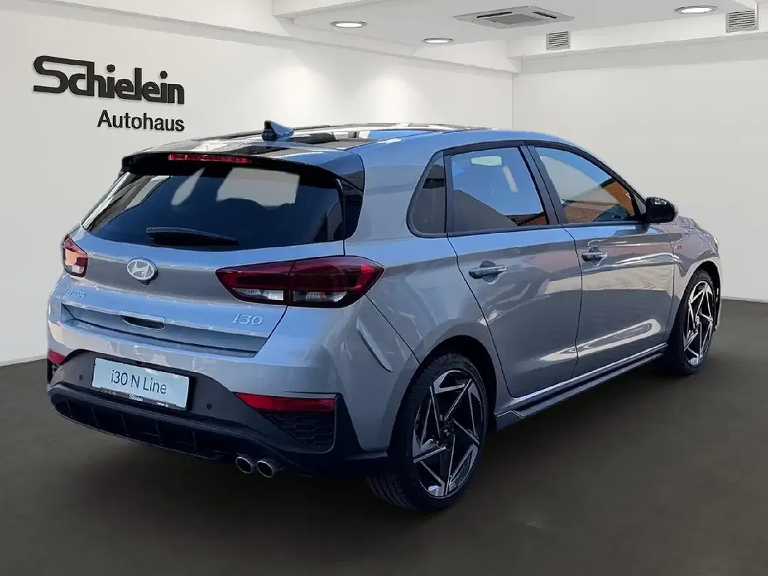 Hyundai i30 - Thumbnail 3