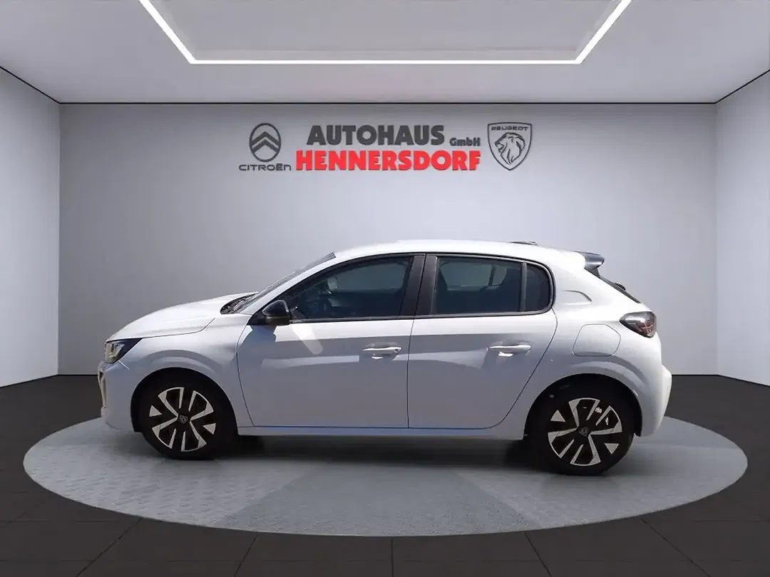 Peugeot 208 - Thumbnail 6