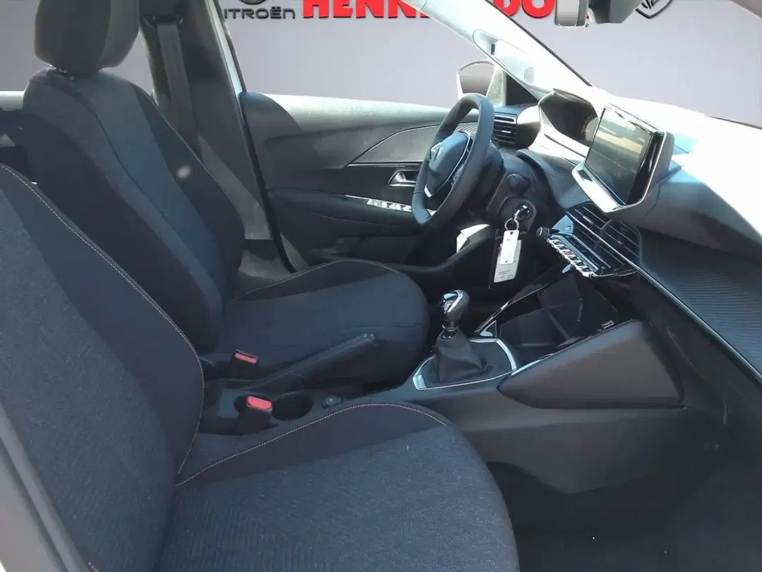 Peugeot 208 - Thumbnail 9