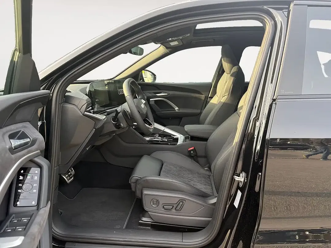 Audi Q5 - Thumbnail 10