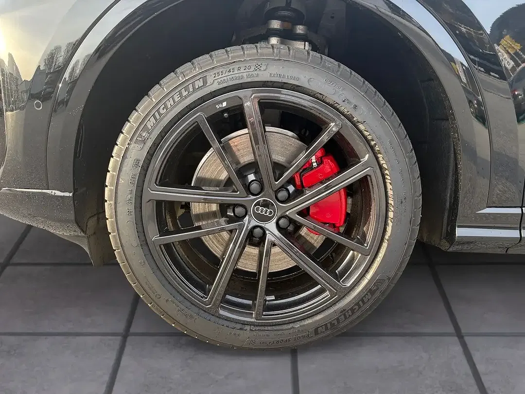 Audi Q5 - Thumbnail 5