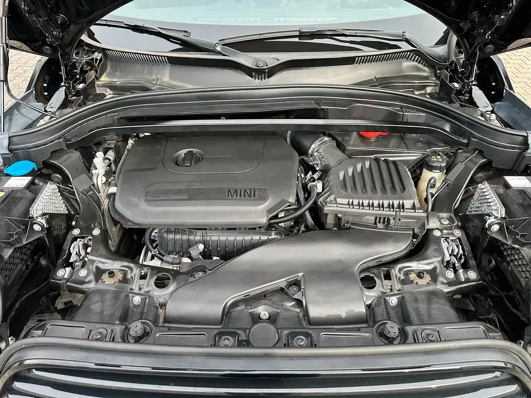 MINI Cooper Countryman - Thumbnail 23
