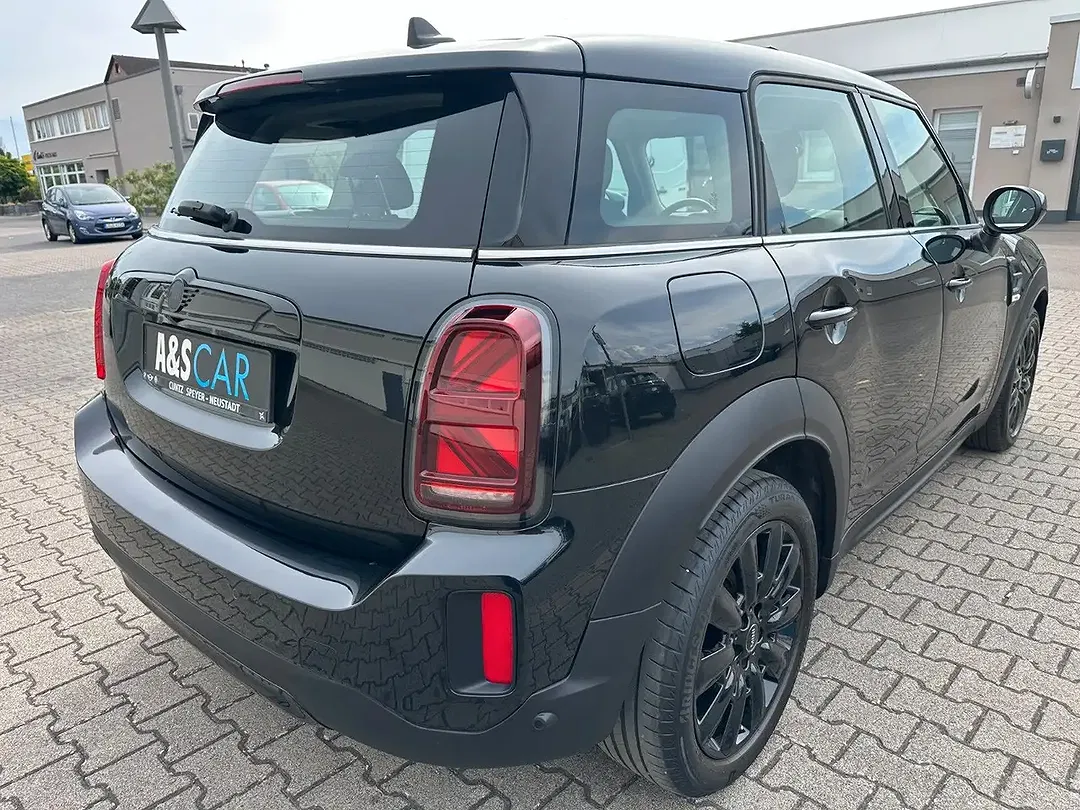 MINI Cooper Countryman - Thumbnail 6