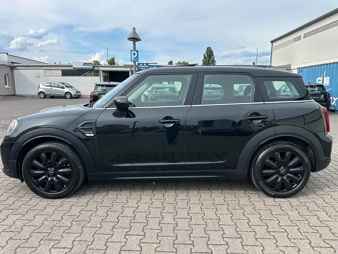 MINI Cooper Countryman - Thumbnail 9