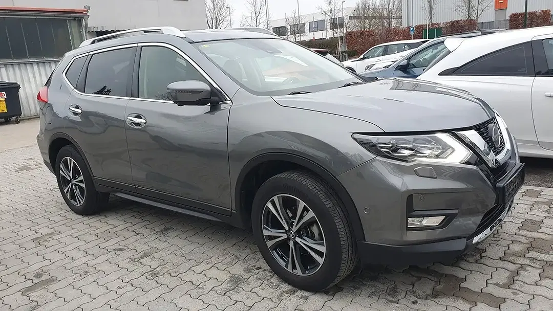 Nissan X-Trail Visia