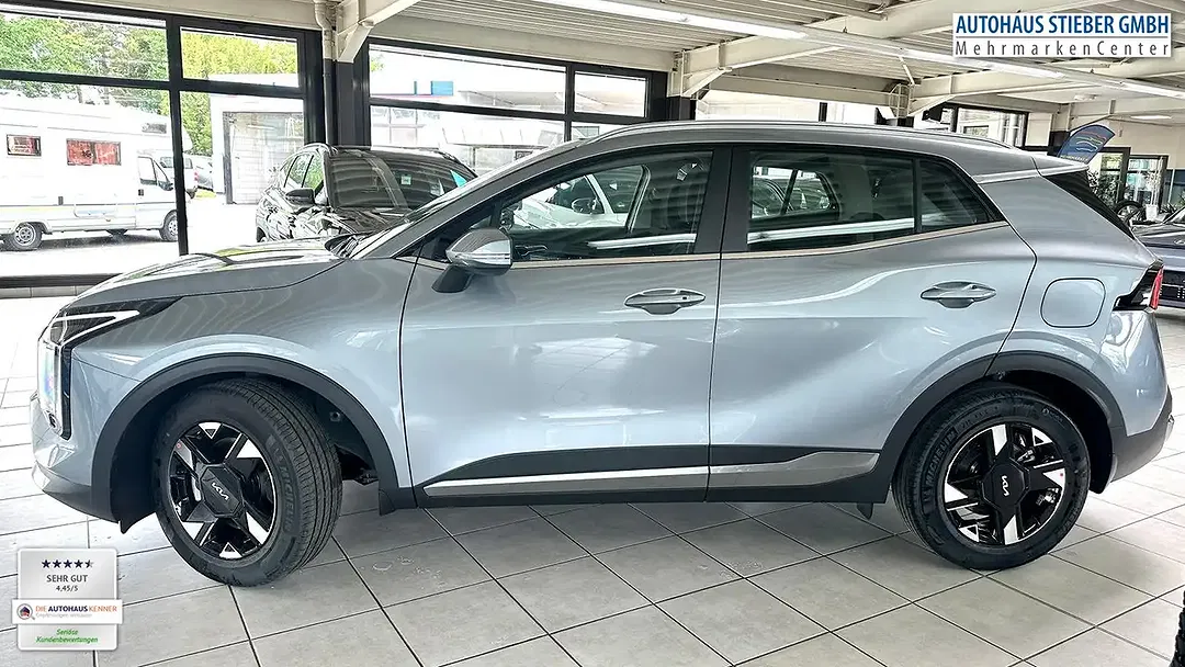 Kia Sportage - Thumbnail 3
