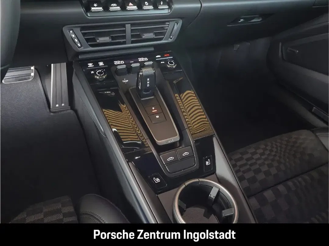 Porsche 911 - Thumbnail 12
