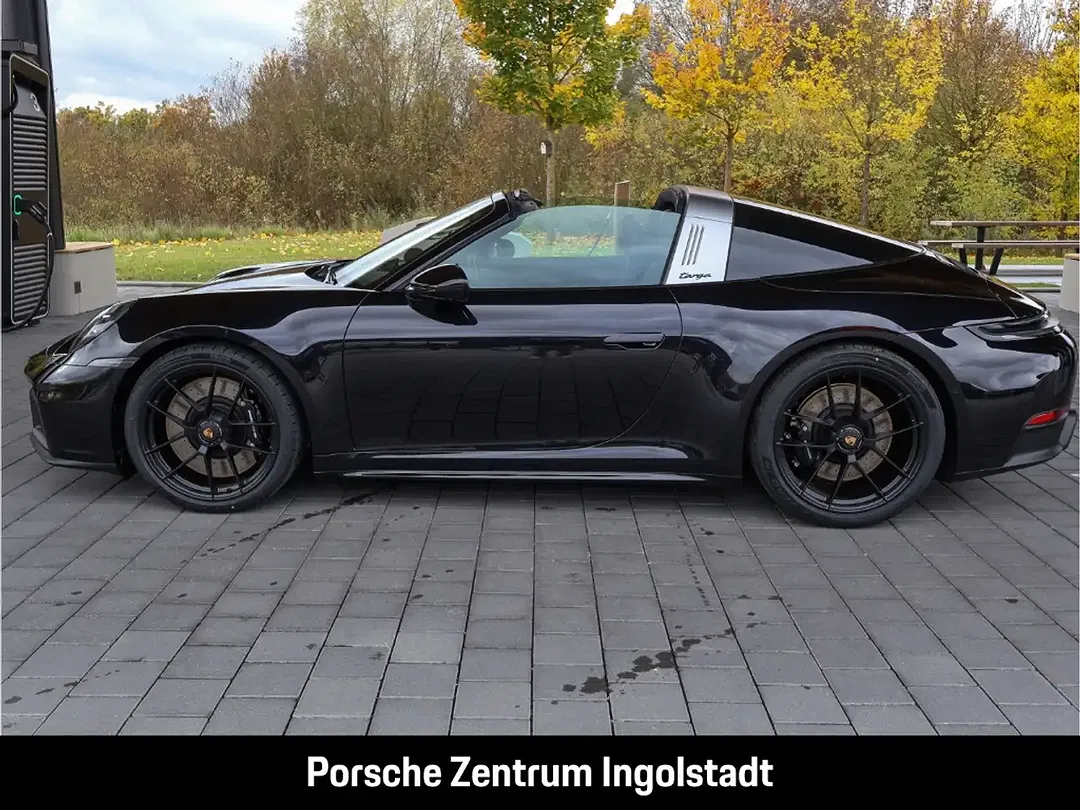 Porsche 911 - Thumbnail 2