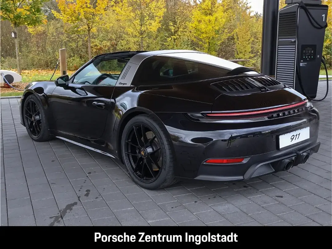 Porsche 911 - Thumbnail 3