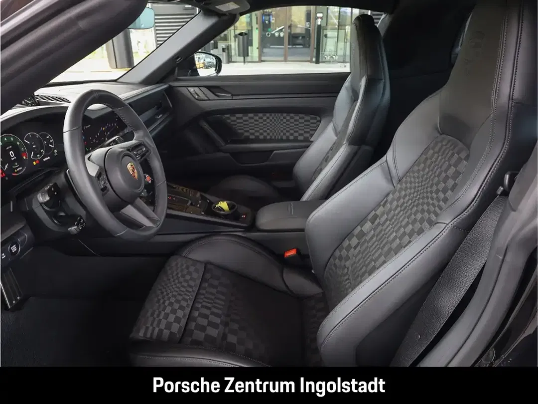 Porsche 911 - Thumbnail 7
