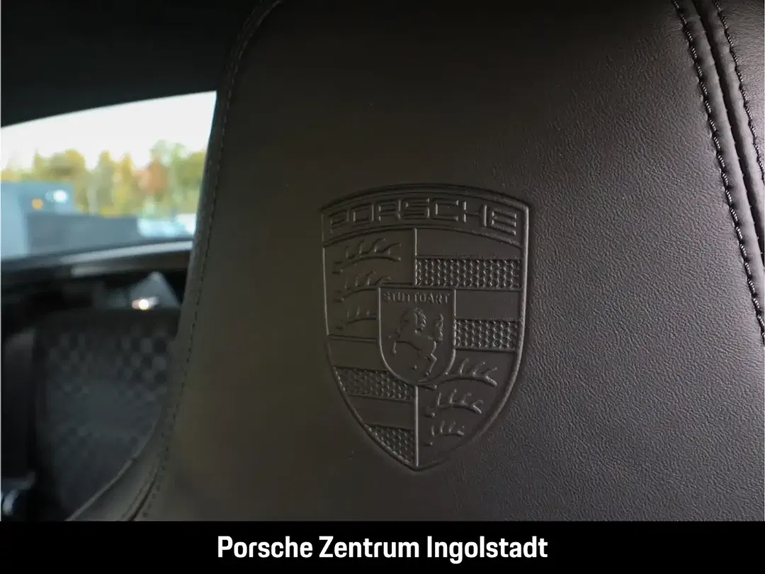 Porsche 911 - Thumbnail 8