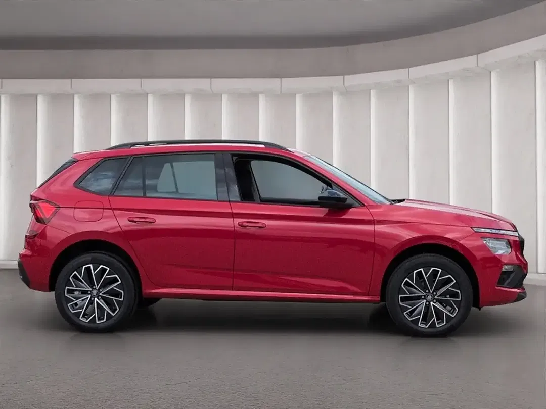 Skoda Kamiq - Thumbnail 2