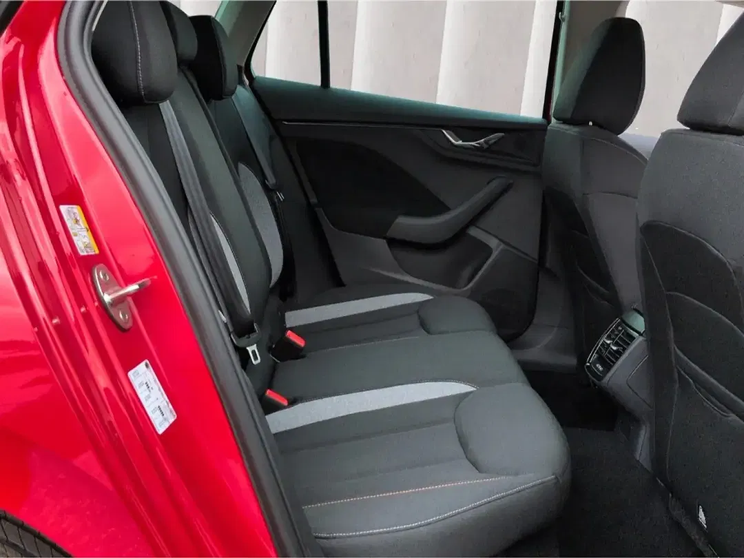 Skoda Kamiq - Thumbnail 8