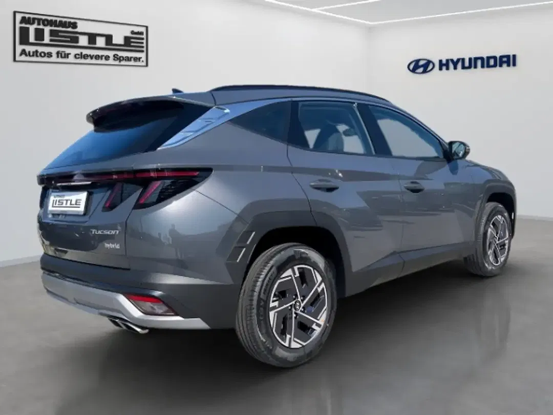 Hyundai TUCSON - Thumbnail 3