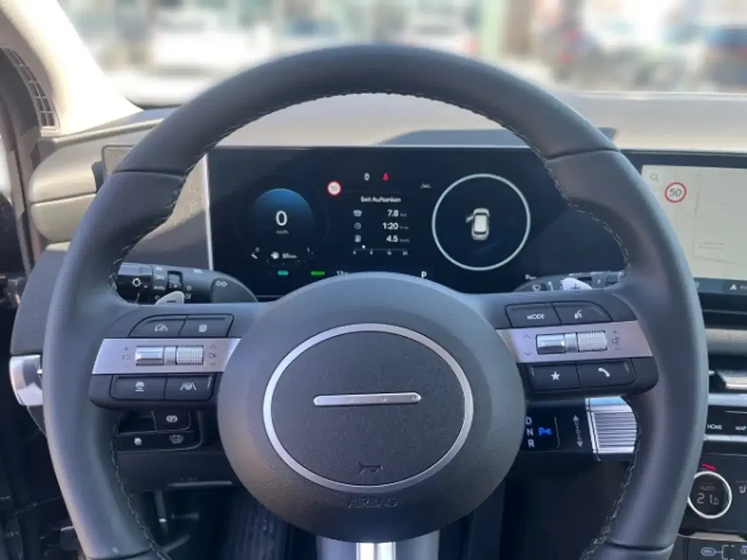 Hyundai TUCSON - Thumbnail 8