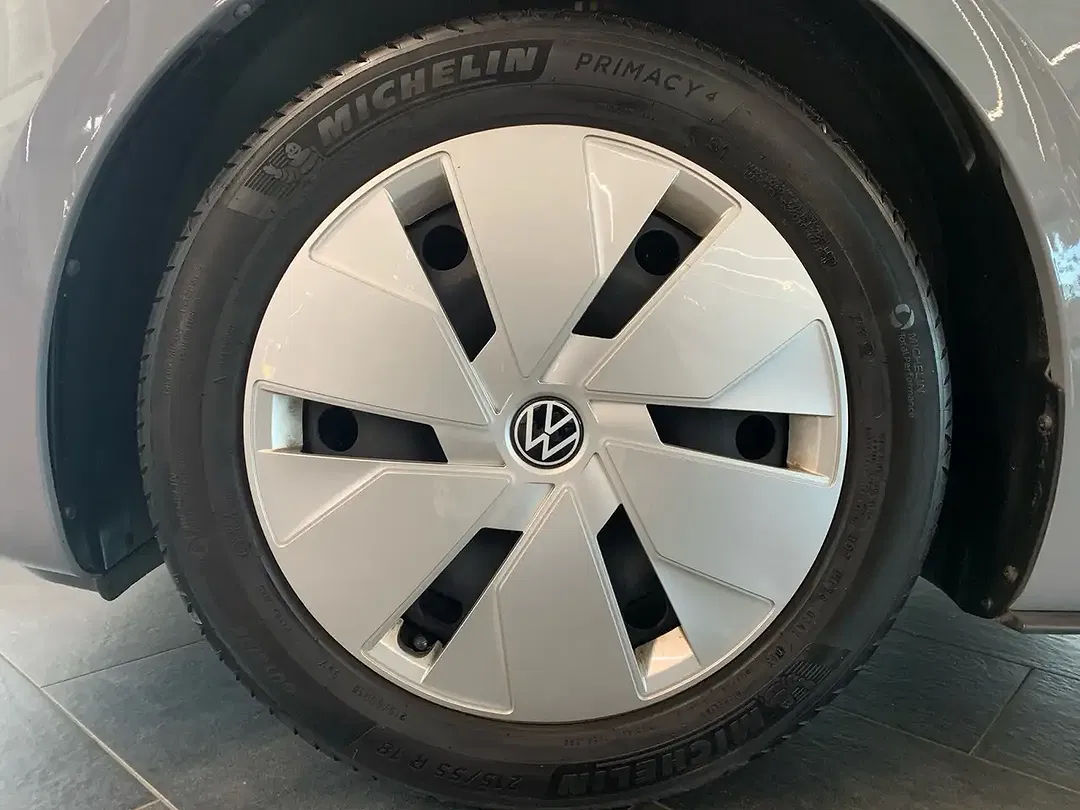 Volkswagen ID.3 - Thumbnail 9