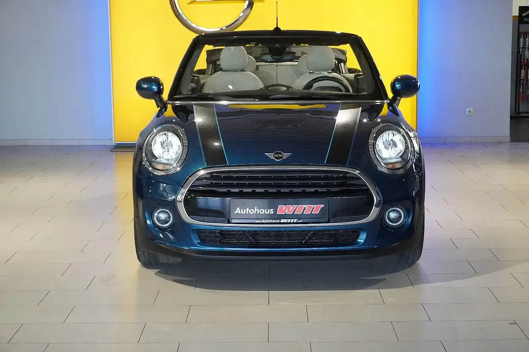 MINI Cooper Cabrio - Thumbnail 2