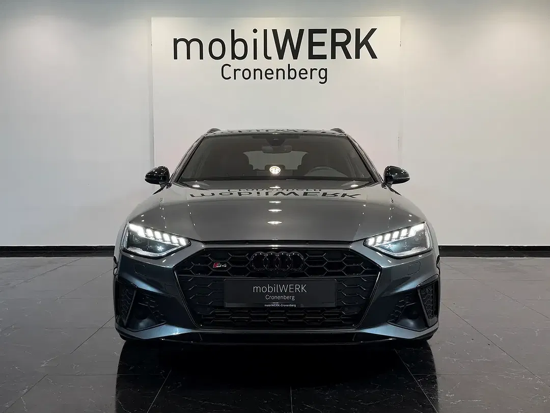 Audi S4 - Thumbnail 2