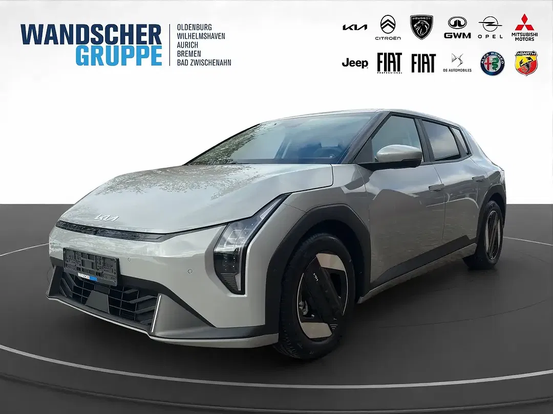 Kia EV4 - Thumbnail 1
