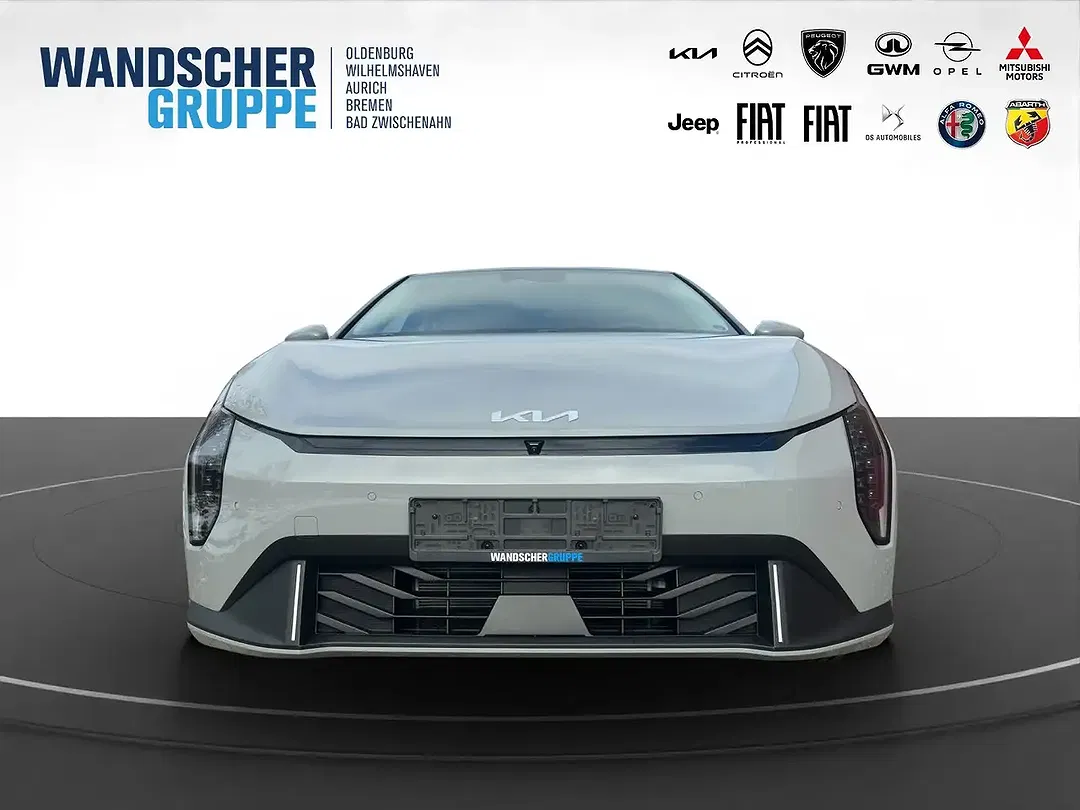 Kia EV4 - Thumbnail 2