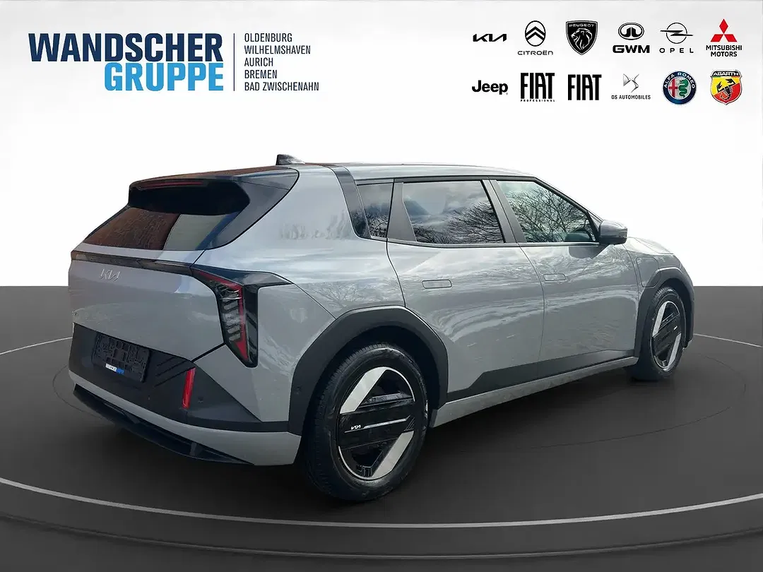 Kia EV4 - Thumbnail 6