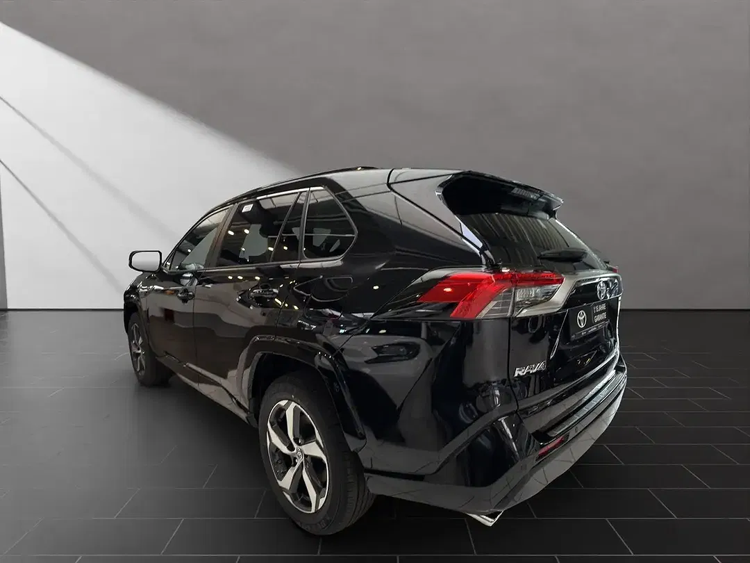 Toyota RAV 4 - Thumbnail 3
